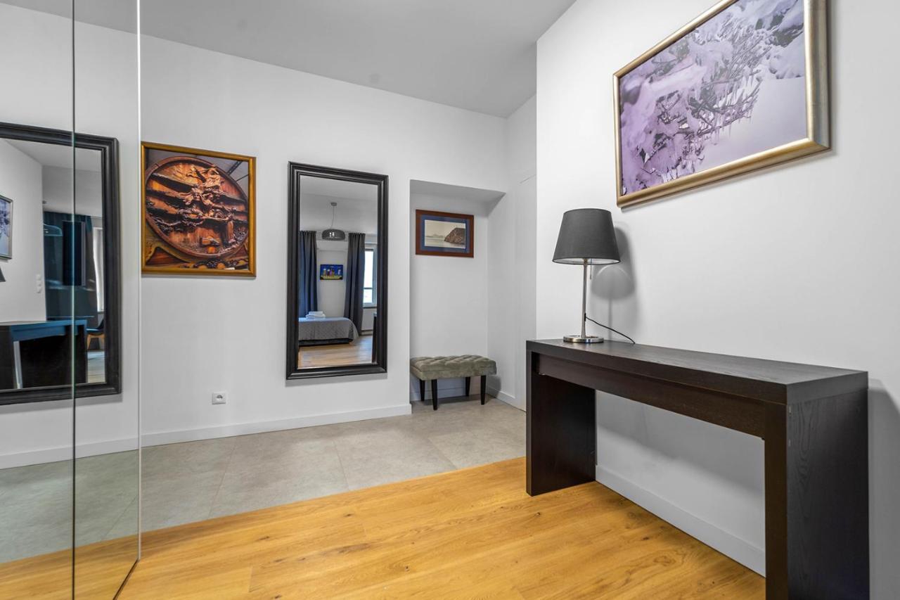 Piekna Grey Studio Varsavia Esterno foto